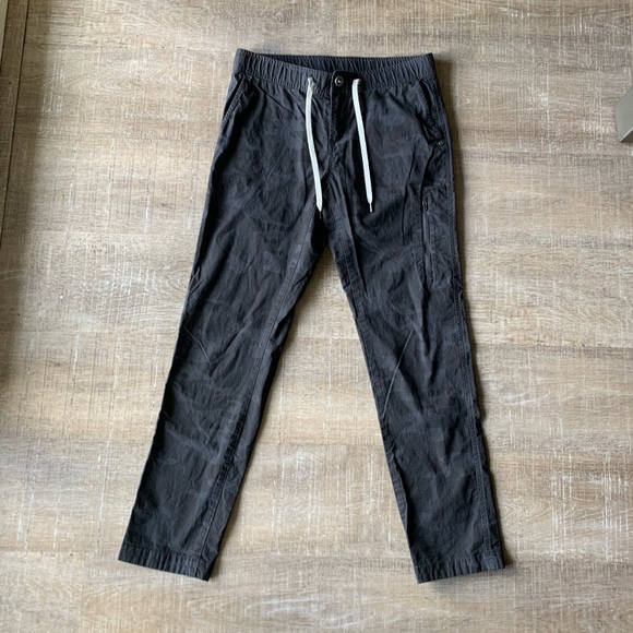 vuori women’s camo ripstop pants jogger utility sz small *holes - Picture 12 of 12